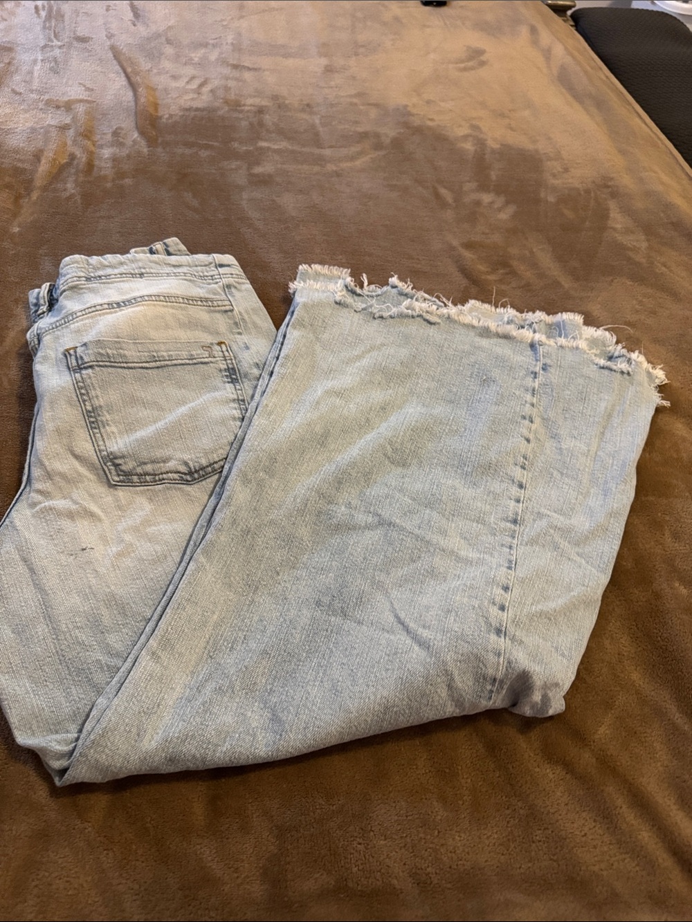 Pilcro Light Blue Wide-Leg Jeans with Frayed Hem - Picture 8 of 9